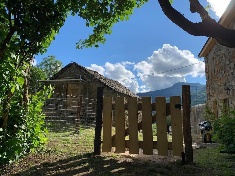Tiny House De Tempoyrac Villa La Rochette  Exterior photo