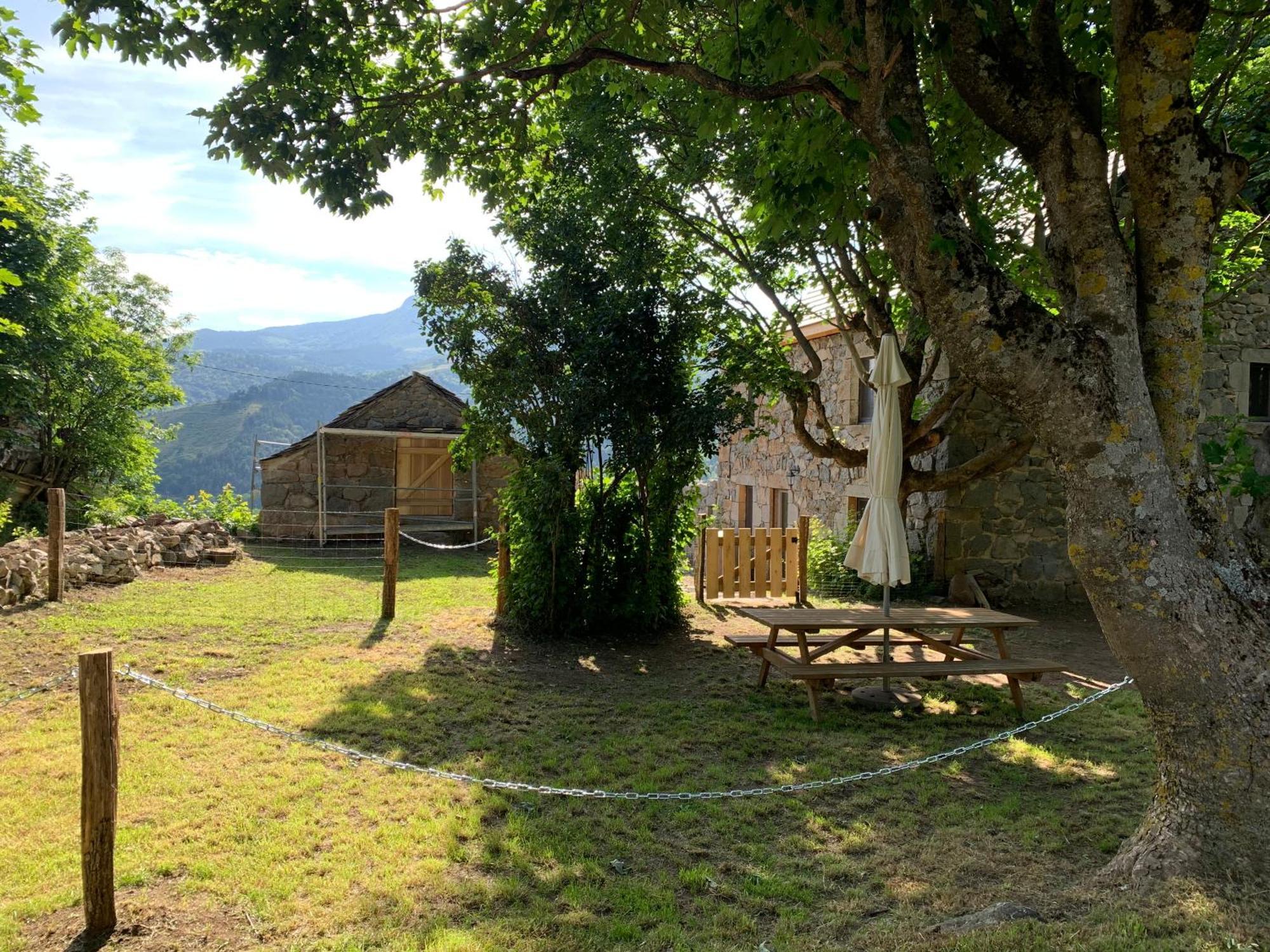 Tiny House De Tempoyrac Villa La Rochette  Exterior photo