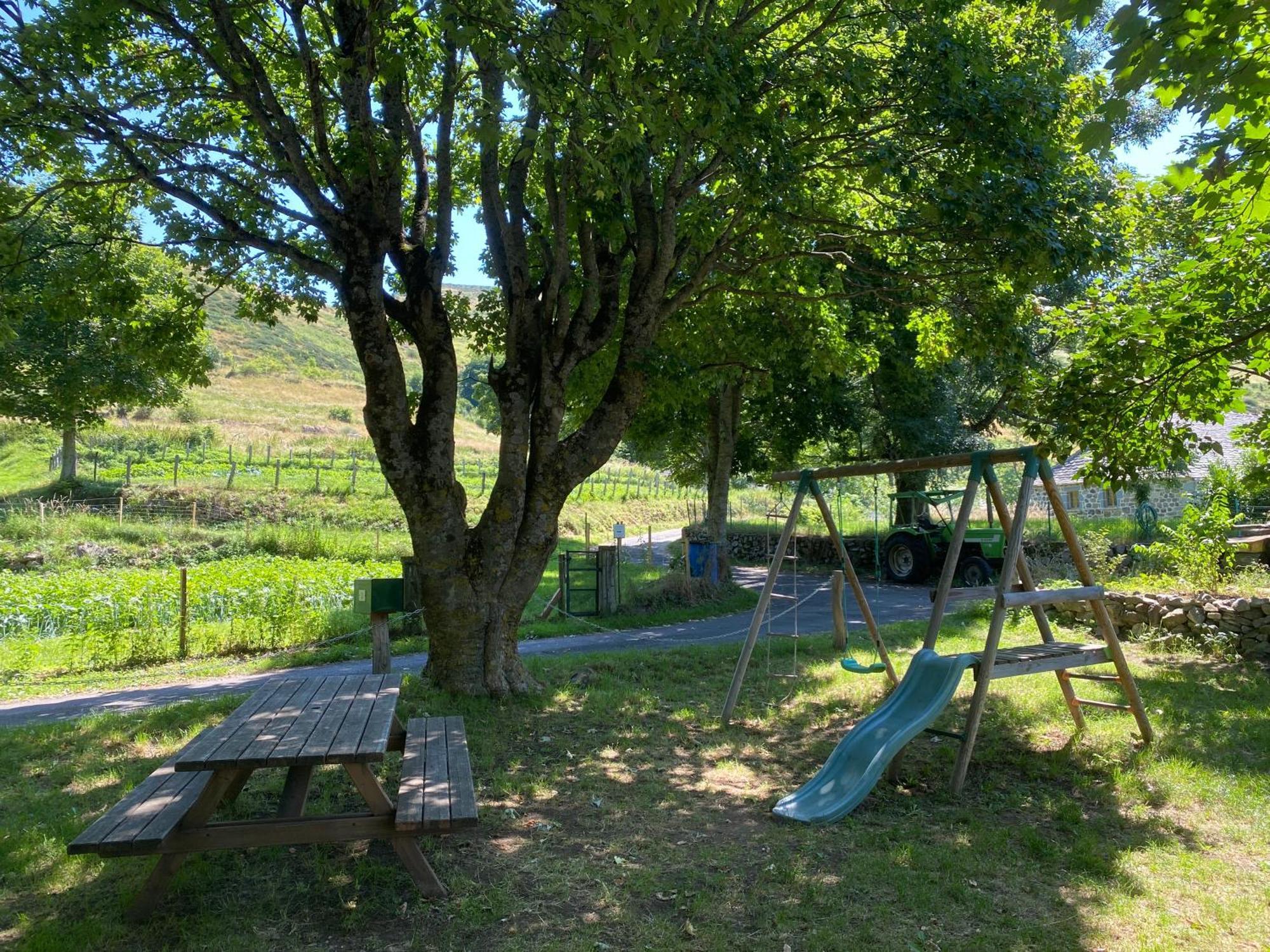 Tiny House De Tempoyrac Villa La Rochette  Exterior photo